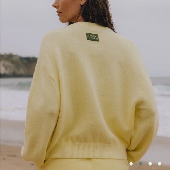 Daily Drills button up cardigan sweater - Picture 4 of 5